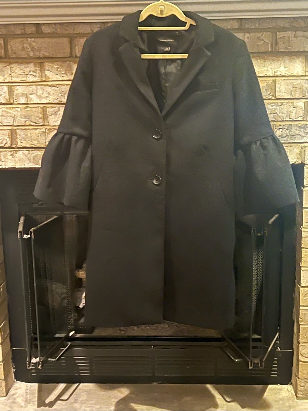 Womens Black Ruffle Sleeve Coat - Banana republic
